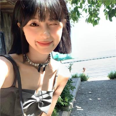 艳阳春水惊鸿